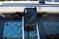 James Baroud Schuhtasche montiert an einem Dachzelt.