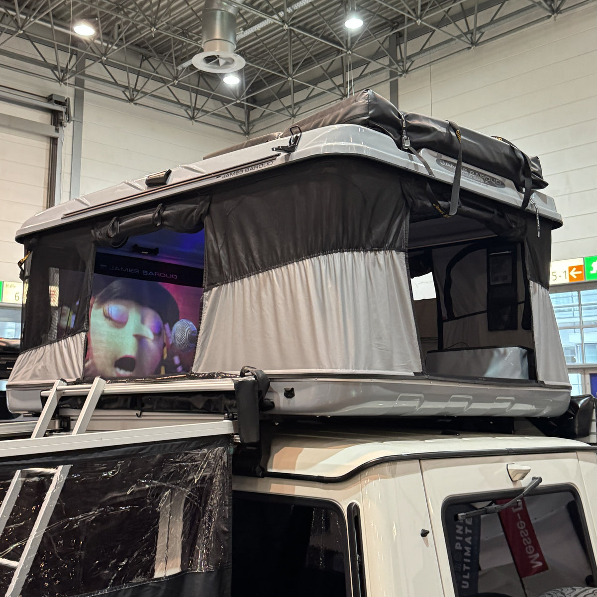 Grand Raid GRP Hardshell Rooftop Tent